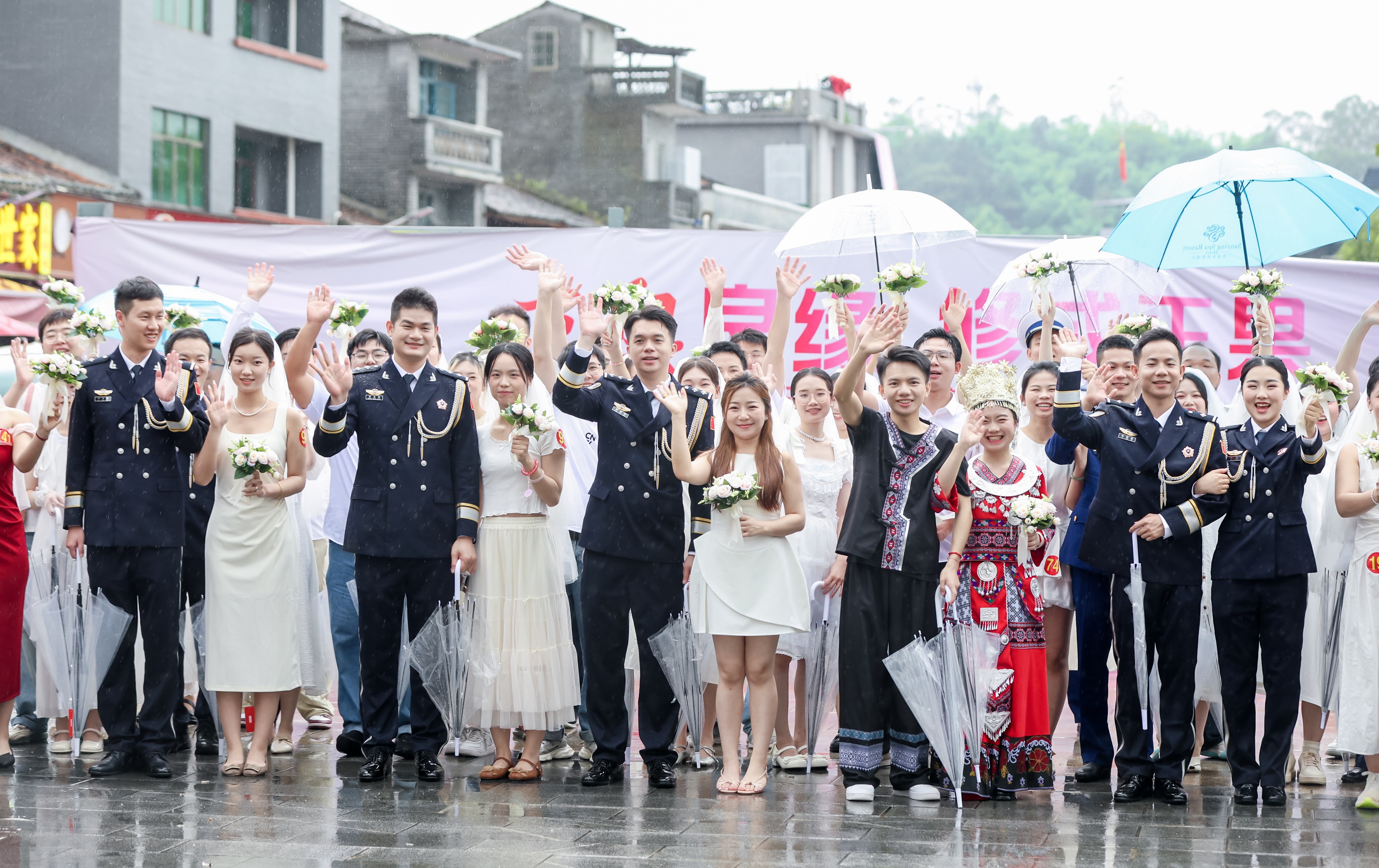 喜粤良缘 修成正果 | 广东青年集体婚礼广州主场活动，浓情上演 “甜蜜蜜”